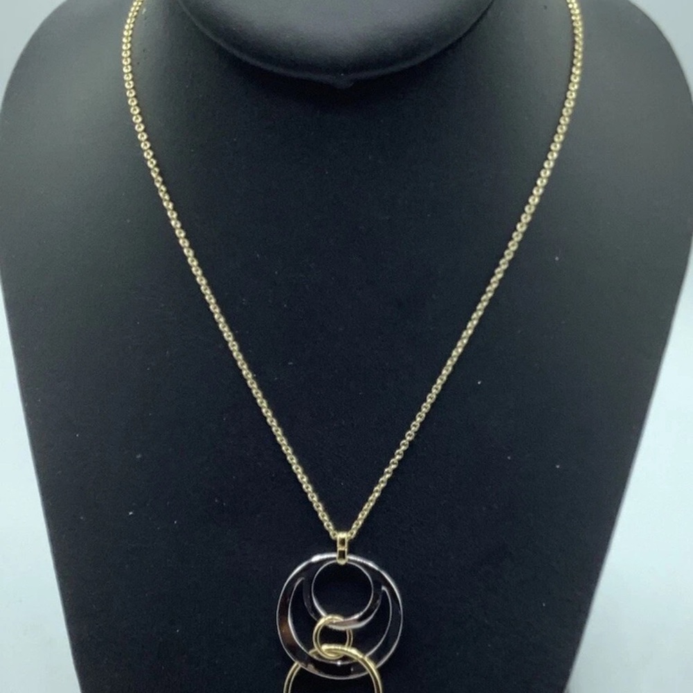 Elegant Gold and Black Pendant Necklace